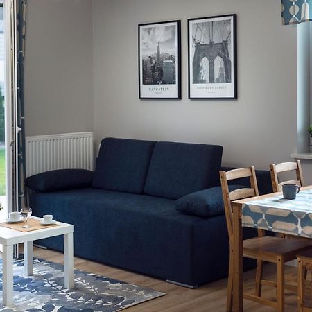 Apartament Liliowa 4 Z Tarasem 库多瓦-兹德鲁伊 外观 照片
